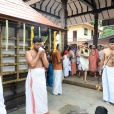 Sri Sannidhanam visiting the Mararikulam Mahadeva temple