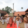 Sri Sannidhanam visiting the Mararikulam Mahadeva temple