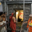 On April 25, Sri Sannidhanam visited the Sri Kothanda Ramaswamy Temple (Ramnagar)