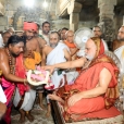 Jagadgurus giving Darshan to the temple Archakars and devotees