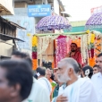 Jagadgurus receiving a traditional welcome in Kalady