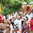 Jagadgurus receiving a traditional welcome in Kalady