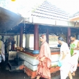 Sri Sannidhanam visiting the Manikkamangalam Katyayani temple
