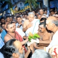 Jagadgurus being welcomed to Kallidaikuruchi