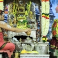 Sri Sannidhanam performing the nightly Sri Sharada Chandramoulishwara Puja