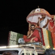 In the evening of May 4, 2017, Sri Mahasannidhanam and Sri Sannidhanam arrived to a rousing reception by devotees at Karur in front of the Rajagopuram of Sri Pashupateeshwarar temple. Sri Sannidhanam was led in a procession.