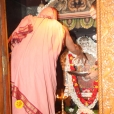 Sri Sannidhanam gracing the Sharada Bhajana Mandiram at Nagarakatte Road