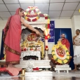 Sri Sannidhanam performing the nightly Sri Sharada Chandramoulishwara Puja