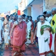 Jagadgurus inaugurating a Vriddhashrama named Sri Sharada Chandramoulishwara Niketan