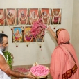 Jagadgurus inaugurating a Vriddhashrama named Sri Sharada Chandramoulishwara Niketan
