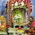 Later that evening, Sri Sannidhanam performed the Chandramoulishwara Pooja and Sri Chakra Pooja