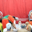 Dr. Sethuratnam performing the Pada Puja