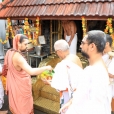 Sri Sannidhanam visiting the the Shiva temple and Vishnu temple of Tali Brahmana Samooham