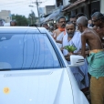 Sri Mahasannidhanam and Sri Sannidhanam arrived at the Agrahara of Krishnarayapuram to a devout welcome