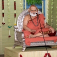Sri Mahasannidhanam giving a Anugraha Bhashanam