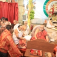 The following day, Sri Mahasannidhanam and Sri Sannidhanam again visited the Sri Meenakshi Sundareshwarar temple, had darshan, blessed devotees and honoured the temple leadership, priests and staff
