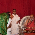 In the evening of April 3, 2017, the Ubhaya Jagadgurus were accorded a traditional welcome at the Sri Meenakshi Sundareshwarar temple