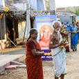 Arriving in the Agrahara of Mahadanapuram on May 8, 2017, the Jagadgurus were received respectfully by the residents and led along the main Agrahara having at its two ends, a temple for Lord Shiva and a temple for Lord Vishnu