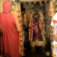 Sri Sannidhanam visited the temple of Mayapandeeshwarar