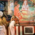 The Jagadgurus with the Adhyapakas and Vidyarthis of the Melmangalam Pathashala