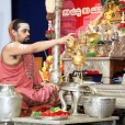 Sri Sannidhanam performing the nightly Sri Sharada Chandramoulishwara Puja