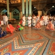Jagadgurus visit the Amba Vilas Palace of the Mysuru Royal family