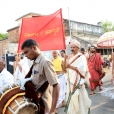 Thereafter, Sri Sannidhanam walked through the streets to the Satsangha Bhavanam