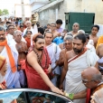 The Jagadgurus then graced the premises of the Satsangha Bhavanam named Narasimha Sadanam, for which Sri Mahasannidhanam had laid the foundation during the 2012 Vijaya Yatra