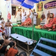 The Jagadgurus then graced the premises of the Satsangha Bhavanam named Narasimha Sadanam, for which Sri Mahasannidhanam had laid the foundation during the 2012 Vijaya Yatra