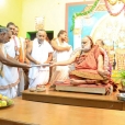 Starting towards Udumalaipettai in the afternoon, the Ubhaya Jagadgurus graced Kalayamputtur en route