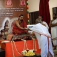 The Jagadgurus graced the public function organised at the Pravachana Mandiram of the Sringeri Shankara Math in Periyakulam