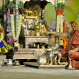 Sri Mahasannidhanam performing the nightly Chandramoulishwara Puja