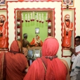 Thereafter, the Jagadgurus arrived at Srivilliputtur and had Darshan at the shrine of Sri Adi Shankaracharya in the Sringeri Shankara Math in Srivilliputtur