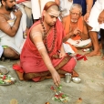 Sri Sannidhanam performing worship at Dhanushkodi
