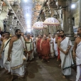 The Jagadgurus arriving to perform a special Puja at the Sri Ramanathaswamy Temple