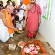 Sri Sannidhanam laying the foundation stone for a new block of the Siva Saraswathi school in the campus