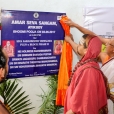 Sri Sannidhanam laying the foundation stone for a new block of the Siva Saraswathi school in the campus