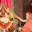 Sri Mahasannidhanam performing the Prathishta Kumbhabhisheka of Goddess Sharadamba