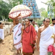 Sri Sannidhanam arrives at the Dharmasamvardhini Sameta Panchanadeeshwarar temple