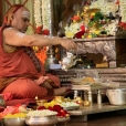 Sri Mahasannidhanam performing the Sri Chakra Puja