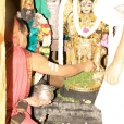 Sri Sannidhanam offering a gold kavacha for the Rajagopalaswamy Temple