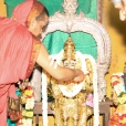 Sri Sannidhanam offering a gold kavacha for the Rajagopalaswamy Temple