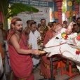 Sri Mahasannidhanam and Sri Sannidhanam arrived at Theni in the evening of April 15, 2017 to a rapturous welcome by Swami Omkarananda of Veda Puri (Sri Swami Chidbhavananda Ashram)