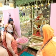 The Ubhaya Jagadgurus then graced the Bharati Tirtha Vidyarthi VilasaH building, built around the 22 year-old banyan tree that had been planted by Sri Mahasannidhanam during His Vijaya Yatra in 1995