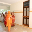 The Ubhaya Jagadgurus then graced the Bharati Tirtha Vidyarthi VilasaH building, built around the 22 year-old banyan tree that had been planted by Sri Mahasannidhanam during His Vijaya Yatra in 1995