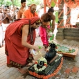 On April 17, 2017, the Jagadgurus graced the Nandi Prathishta for the Kashi Vishwanatha Shivalinga