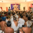Sri Sannidhanam performing the nightly Chandramoulishwara Puja in Thenkarai