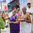 The Ubhaya Jagadgurus arrived at Vathirairuppu in the evening of April 14, 2017 to a devout welcome