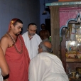 Sri Sannidhanam then graced the Sri Ramamurthy Swamy Bhajana Samajam, where Sri Adi Shankaracharya Ashtottara Parayanam is being done regularly